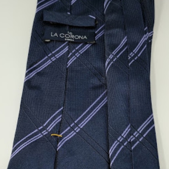 La Corona of Rome silk tie - Picture 1 of 2